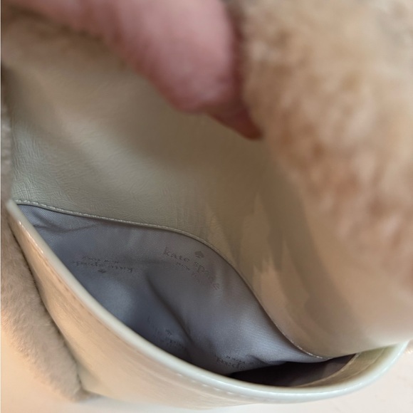 🤍 NWT KATE SPADE CREAM PATENTED LEATHER NEW YORK JETT FAUX SHEARING TOTE! - Picture 11 of 14